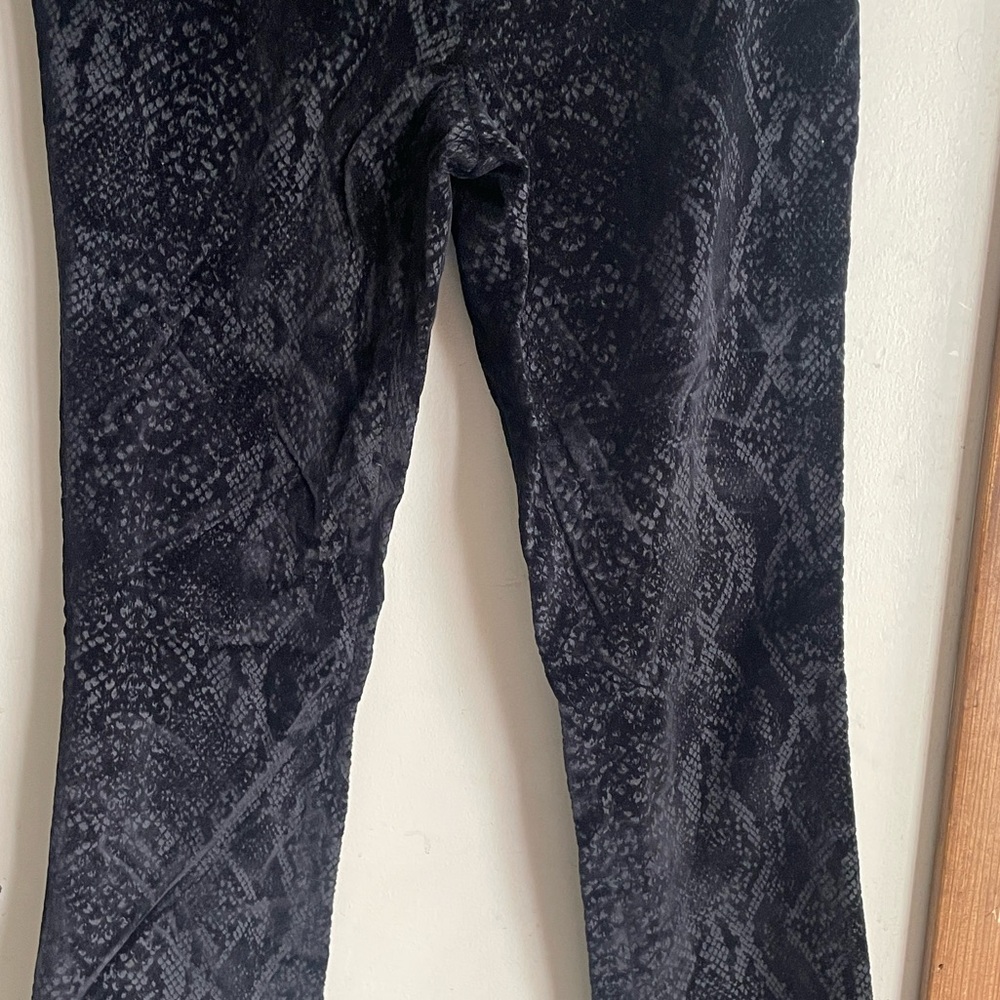 Frame Perfect Velvet Python Burnout Trousers Black - image 6